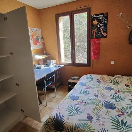Chambre Dans Villa Le Chaffaut-Saint-Jurson Buitenkant foto